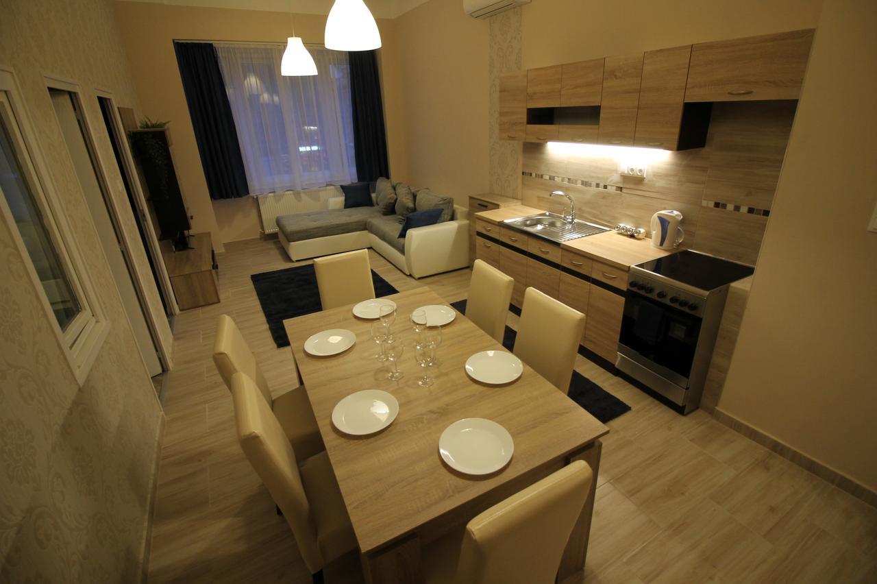 Center Businessclass Apartment Budapest Bagian luar foto