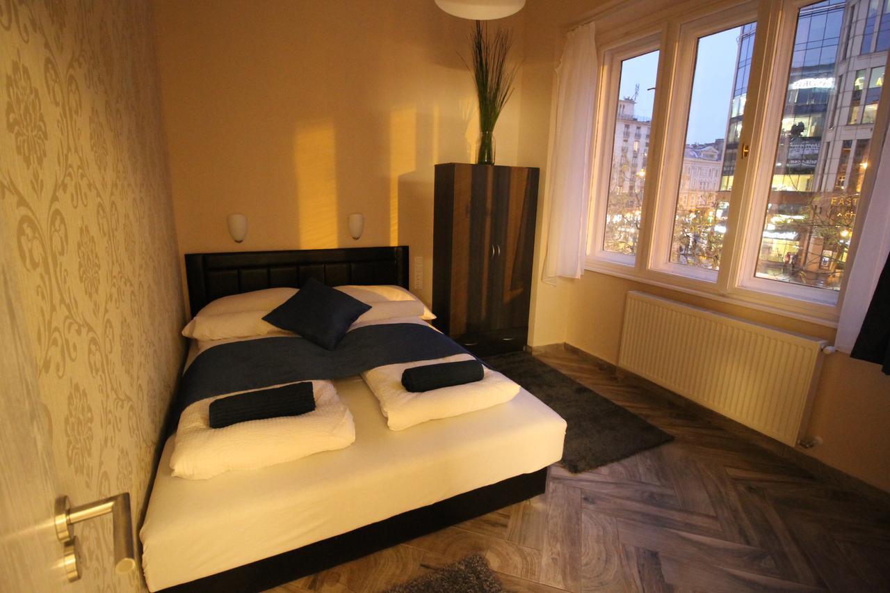 Center Businessclass Apartment Budapest Bagian luar foto