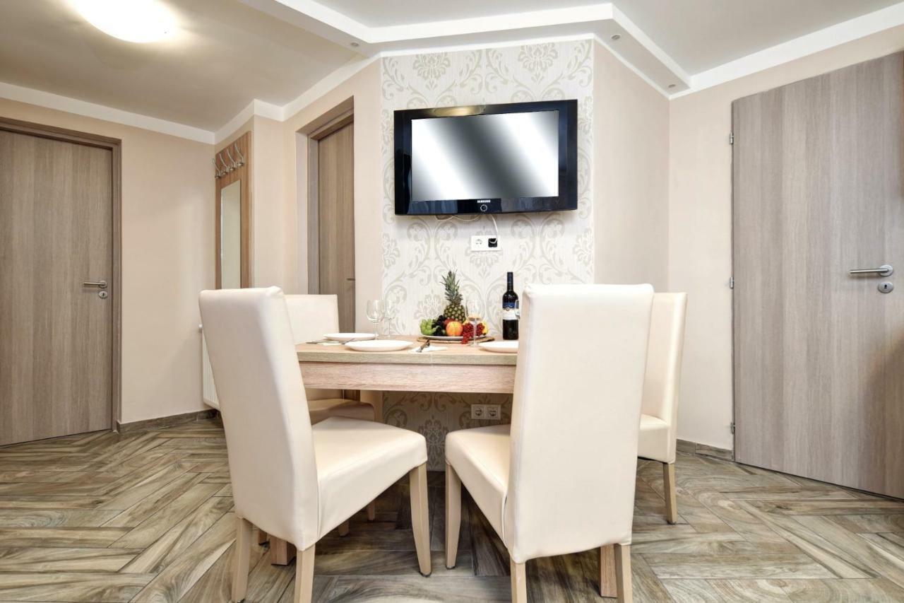Center Businessclass Apartment Budapest Bagian luar foto